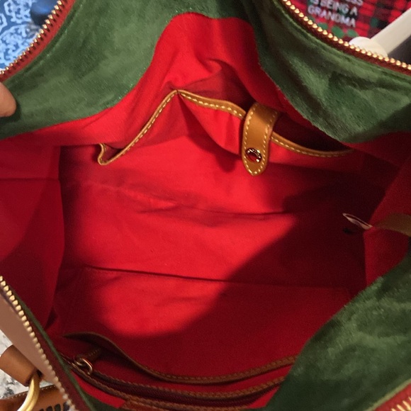 Dooney & Bourke brown leather satchel bag red lining, brass trim and zipper - Picture 12 of 16